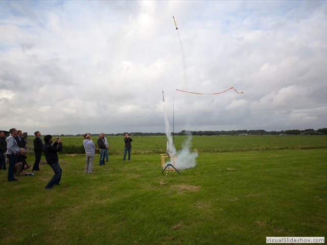 rocket04